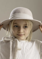 FELT HAT in pale rose
