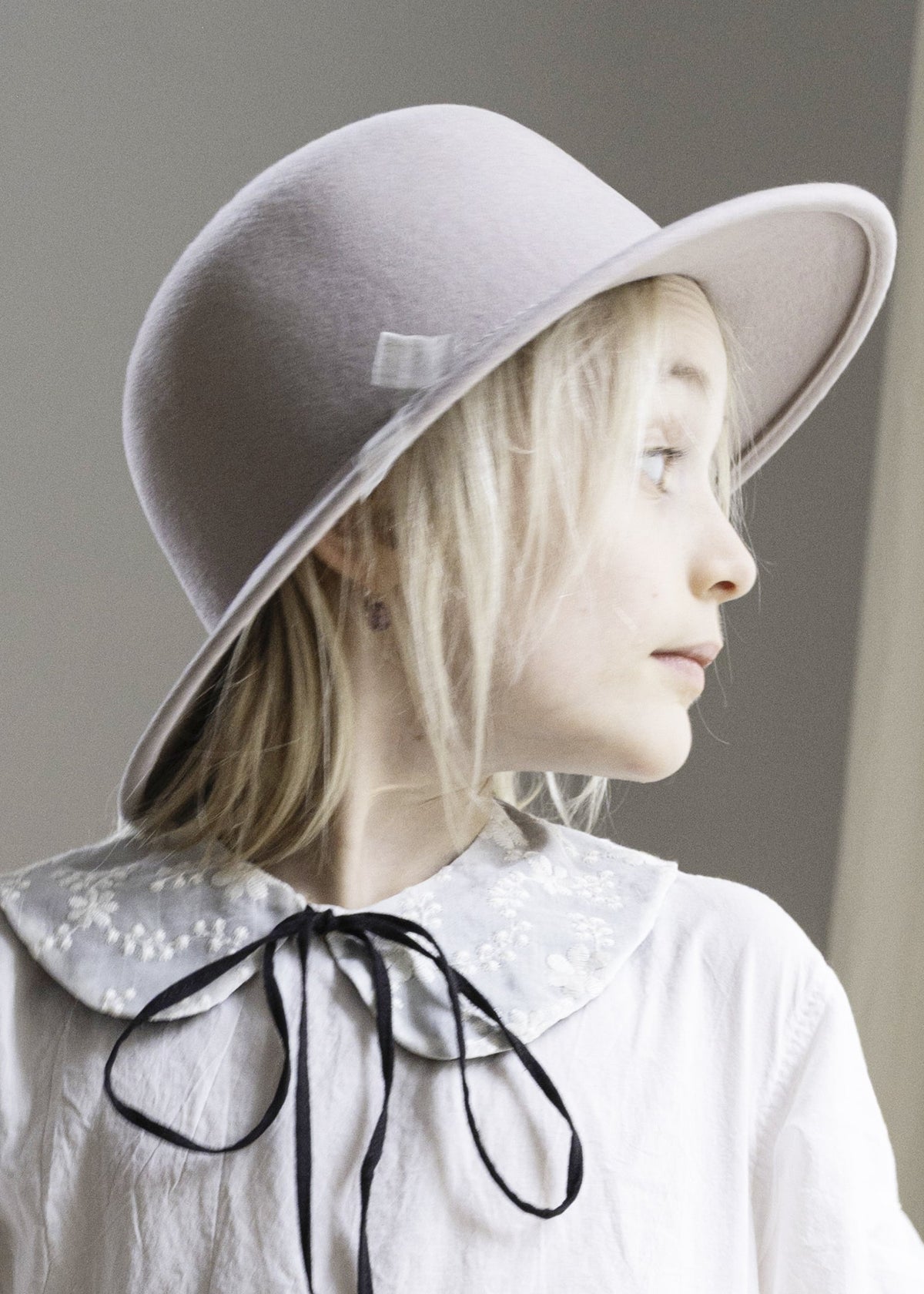 FELT HAT in pale rose