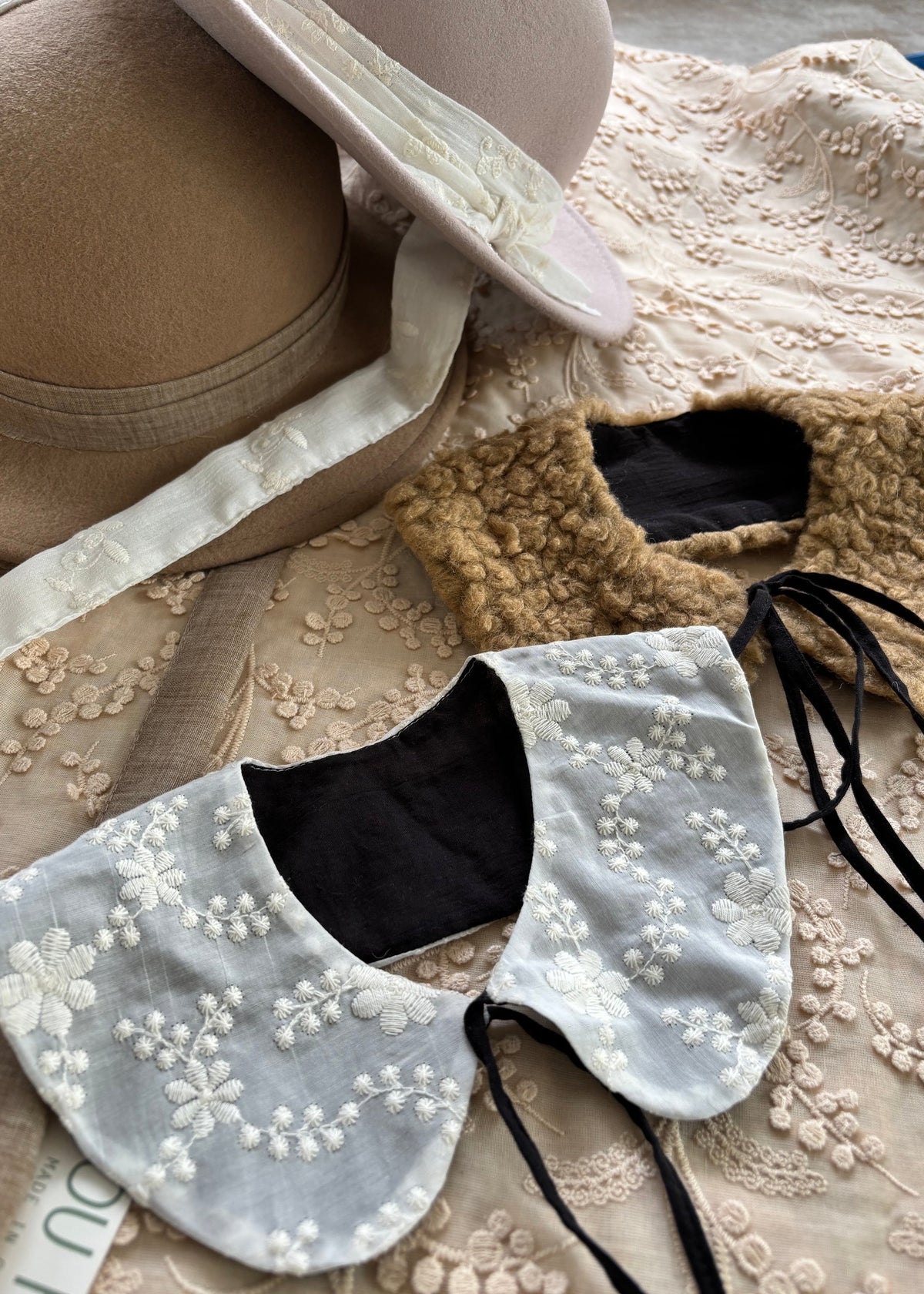 detachable embroidered silk COLLAR
