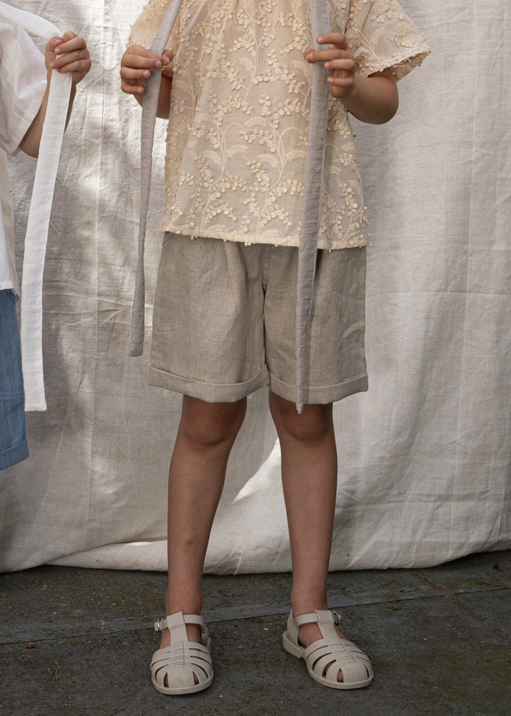 short TROUSERS linen