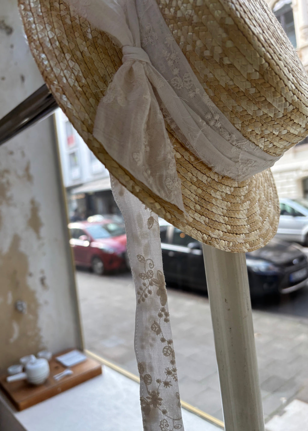 FROU FROU for RUDDYHOUSE