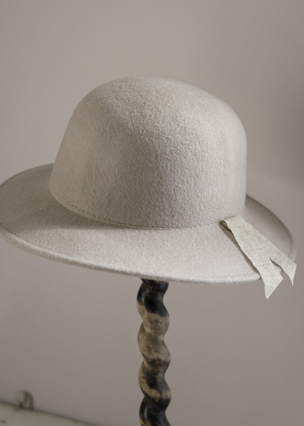 FELT HAT in camel