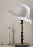 FELT HAT in pale rose